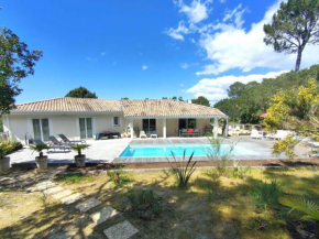 Villa spacieuse avec piscine chauffée, jardin et terrasse à Petit-Piquey - FR-1-736-9